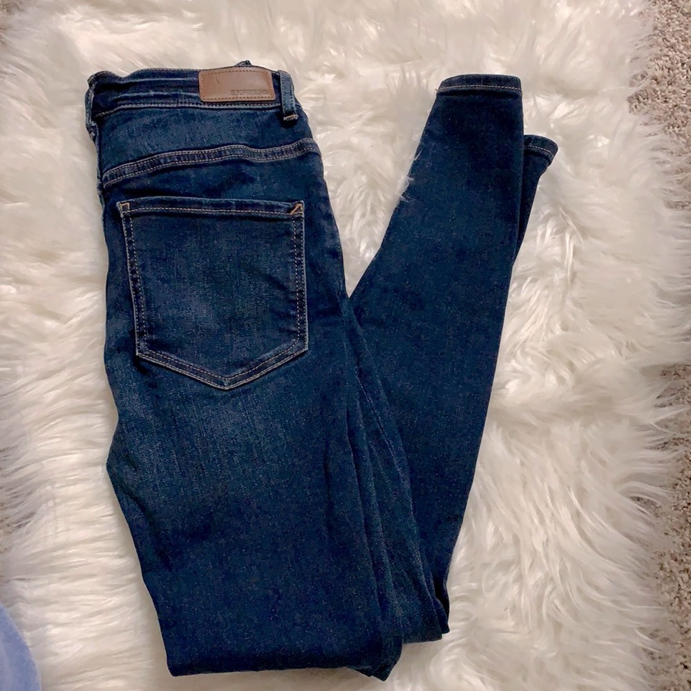 Dark Wash Jean